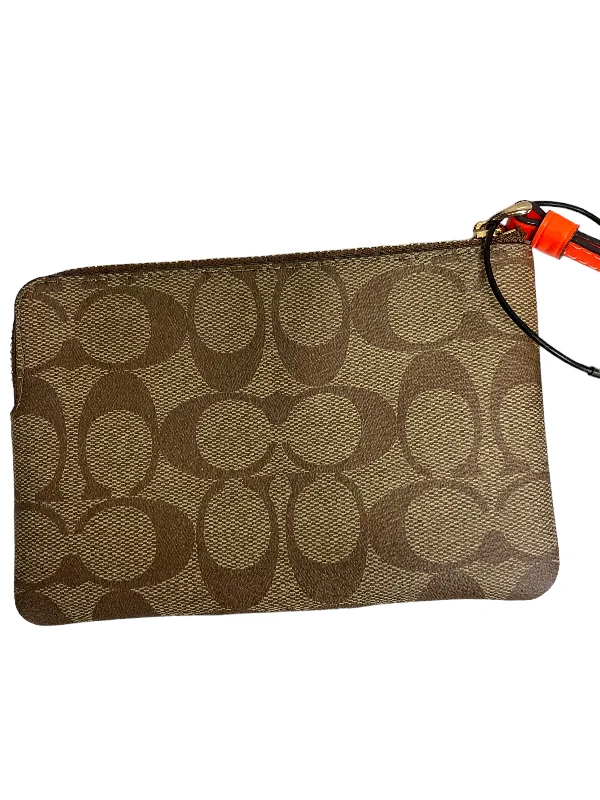 Wristlet Designer By Coach  Size: Medium