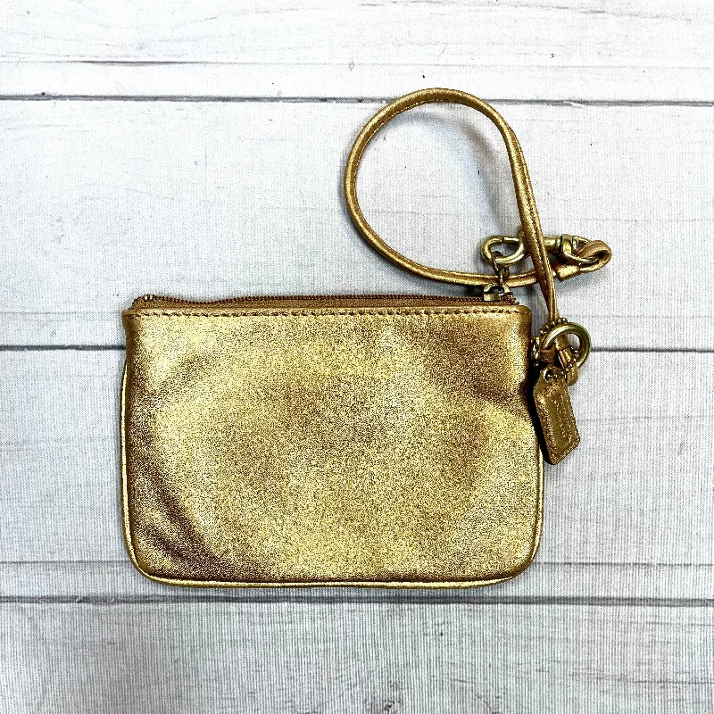 Wristlet Designer By Coach  Size: Small