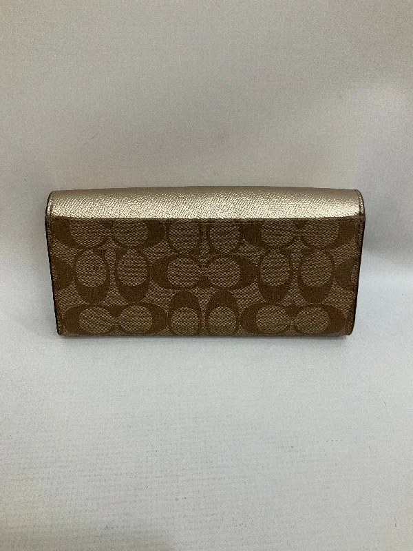 Wallet Designer By Coach  Size: Medium