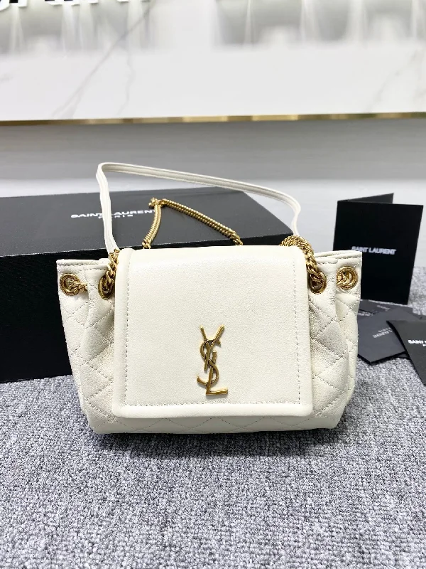 WF - Yves Saint Laurent - 273