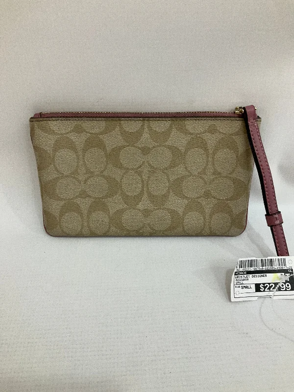 Wristlet Designer By Coach  Size: Small